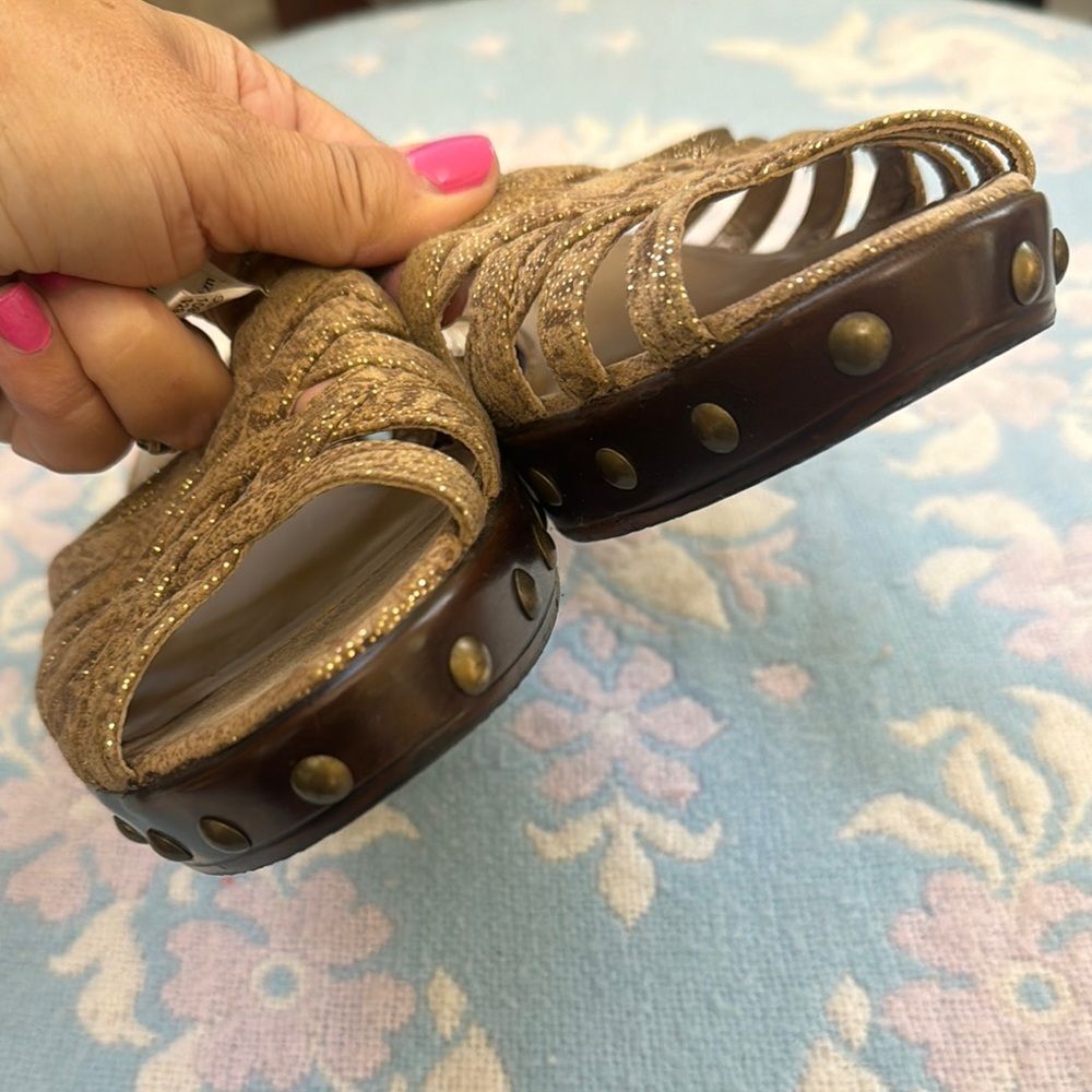 Stuart Weitzman Boho Metallic Gold Clog Style Wed… - image 7